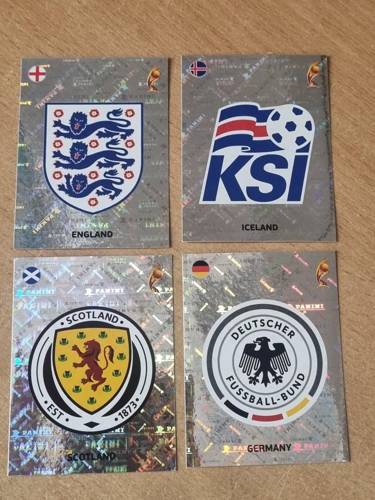 Panini EK Euro 2017 Emblemen Voetbalplaatjes, Ophalen of Verzenden, Zo goed als nieuw, Plaatje