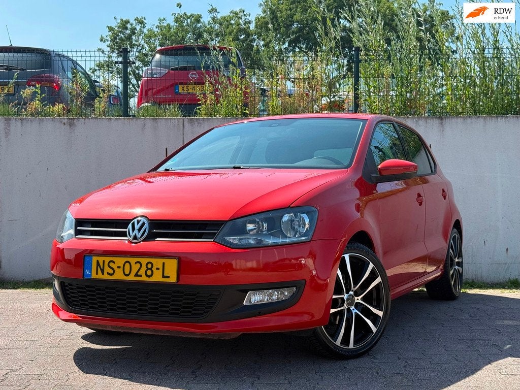 Volkswagen Polo 1.4-16V Highline/AUTOMAAT/LEDER/NAVI/PDC/CRU, Auto's, Volkswagen, Euro 5, Zwart, Bedrijf, 1000 kg