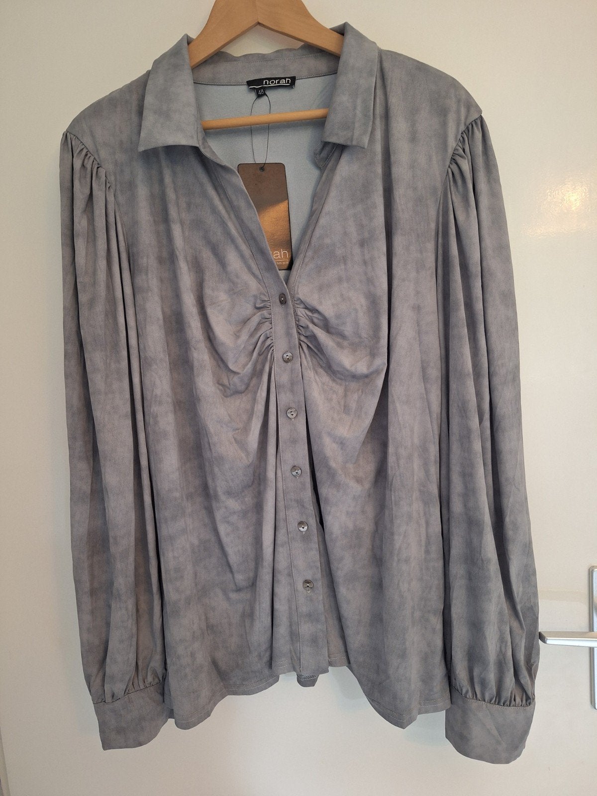 Nieuw Norah grijze blouse mt 48, Kleding | Dames, Ophalen of Verzenden, Nieuw, Maat 46/48 (XL) of groter, Grijs