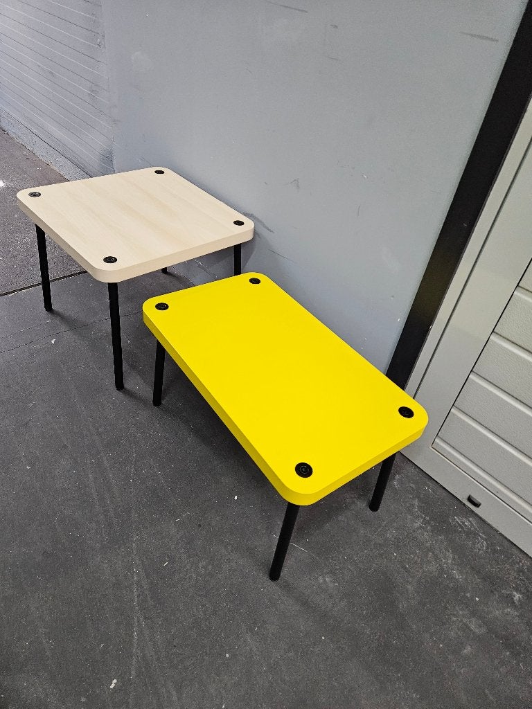 Bijzettafel set van 2, Huis en Inrichting, Tafels | Bijzettafels, Minder dan 55 cm, Zo goed als nieuw, Rechthoekig, Hout