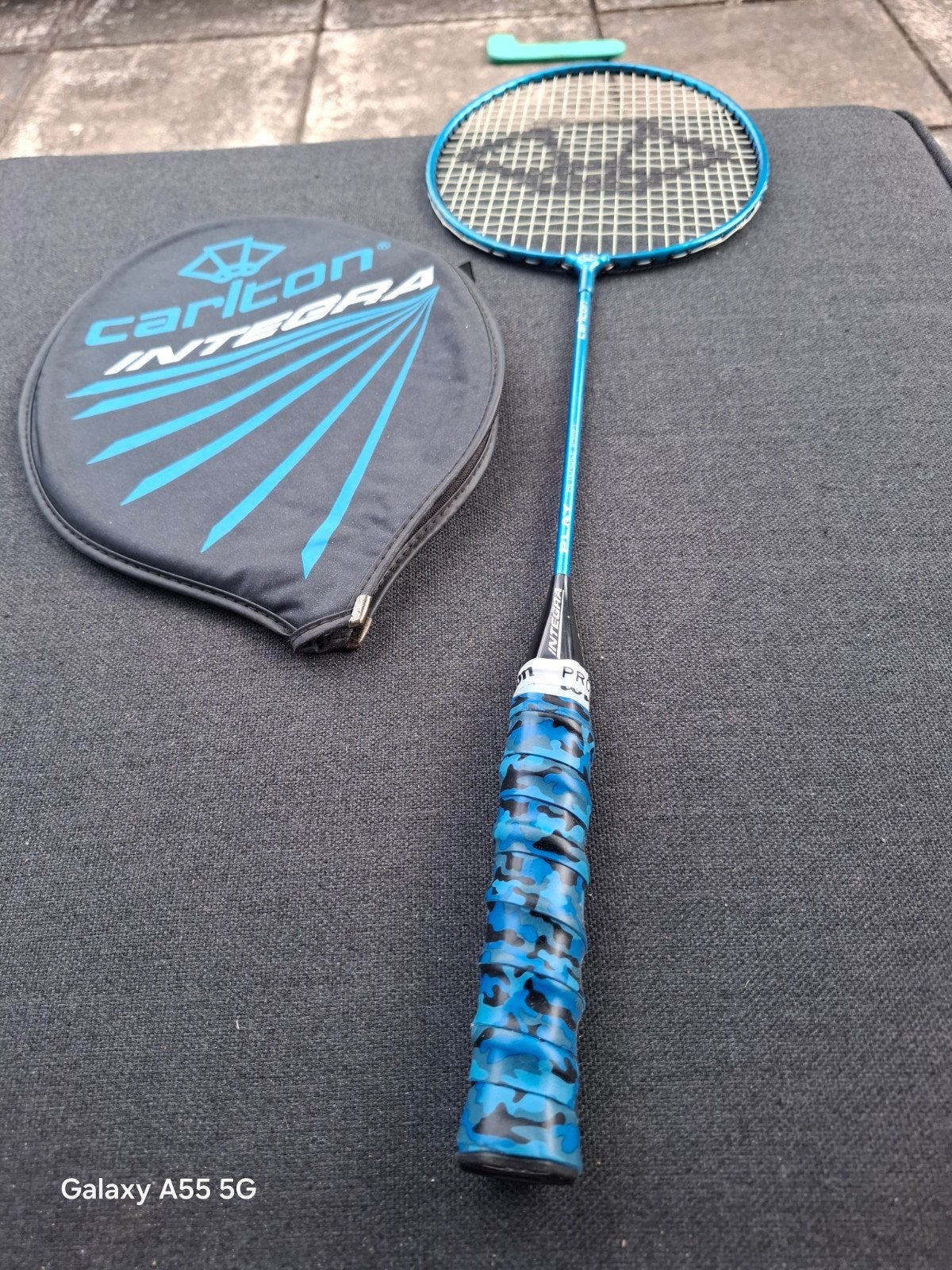 Carlton Integra badmintonracket met hoes, Sport en Fitness, Badminton, Gebruikt, Onbekend, Ophalen of Verzenden, Racket(s)