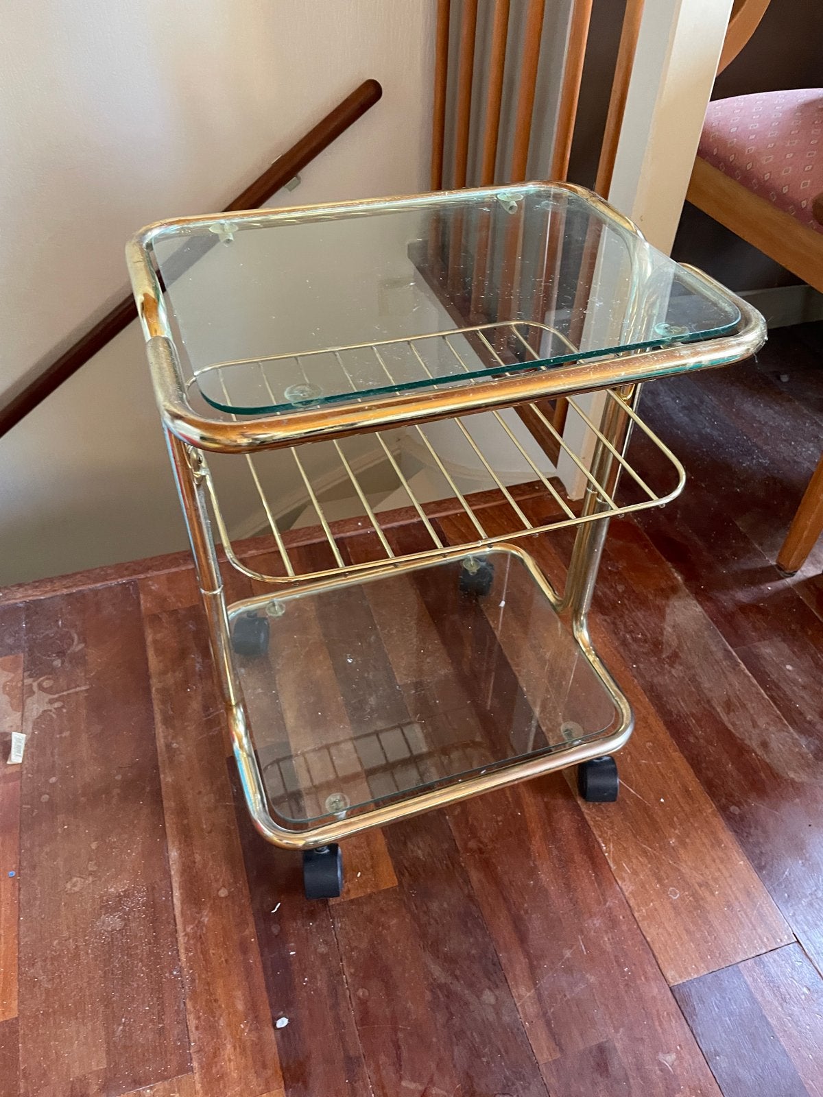 Vintage serveerwagen met glazen platen, Ophalen