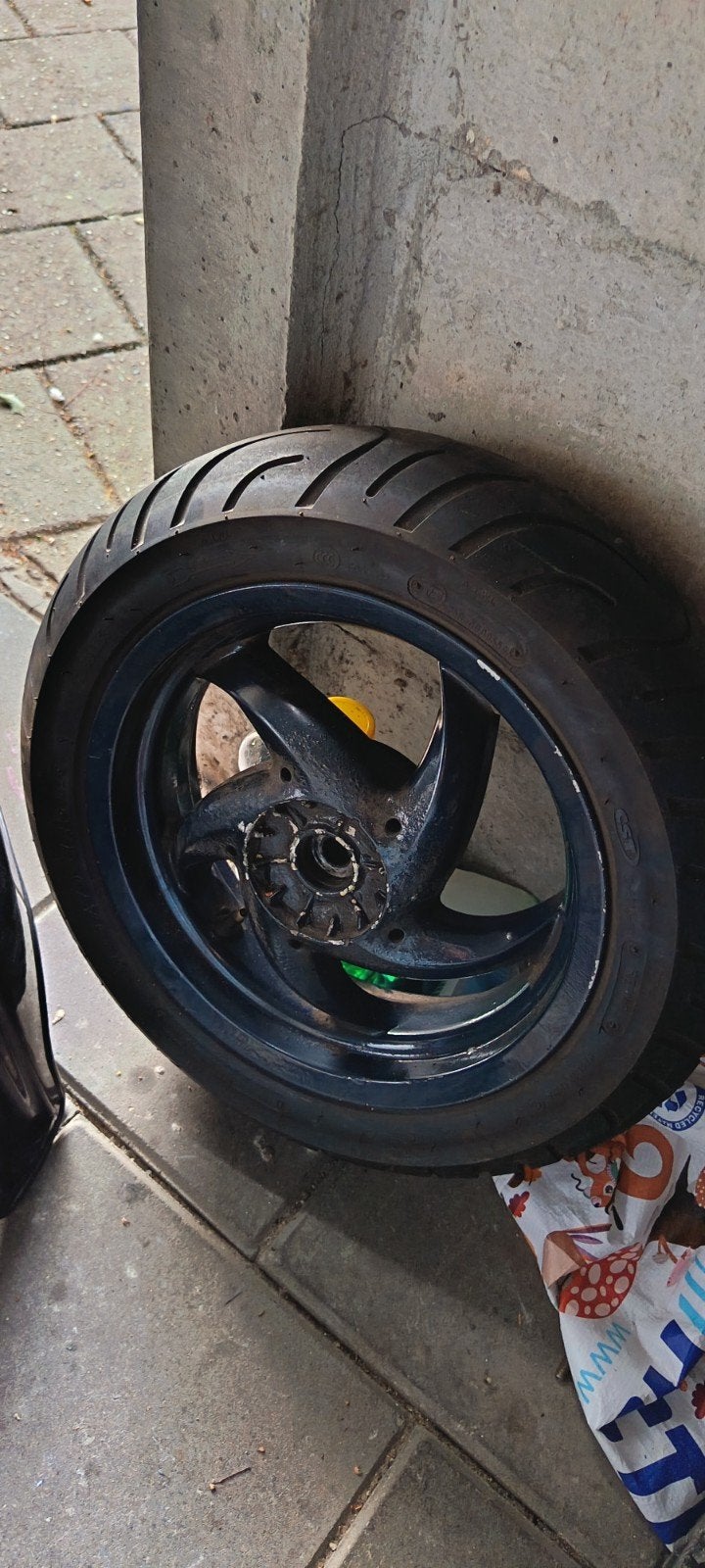 Runner Dark Dream velg kleine trommel zeldzaam, Fietsen en Brommers, Brommeronderdelen | Scooters, Ophalen of Verzenden, Overige typen