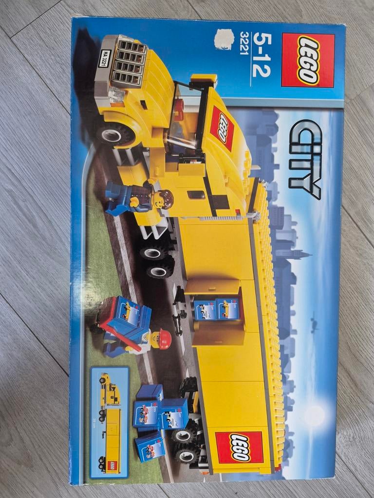 Lego City Vrachtwagen 3221 - Compleet met doos, Kinderen en Baby's, Speelgoed | Duplo en Lego, Ophalen of Verzenden, Zo goed als nieuw