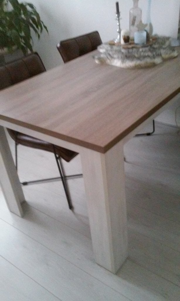 Eettafel Cardiff, Ophalen, 50 tot 100 cm, Zo goed als nieuw, 150 tot 200 cm