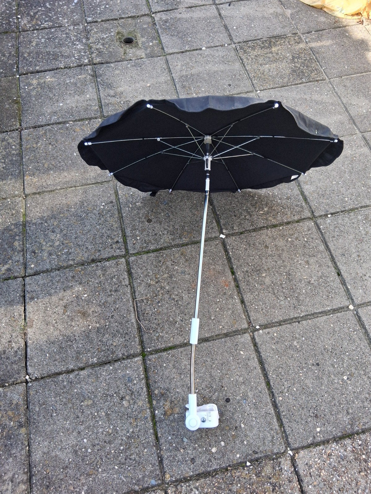 paraplu voor kinderwagen of hondenkar, Kinderen en Baby's, Ophalen, Zo goed als nieuw, Zonnekap
