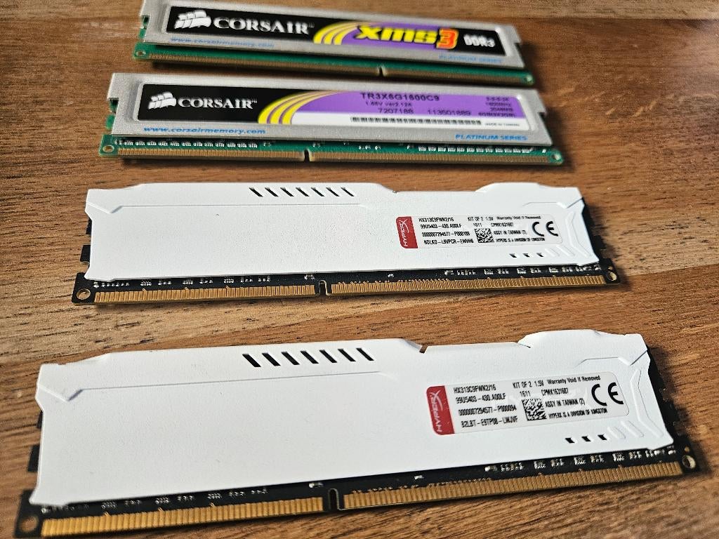 Te koop: DDR2/DDR3      ., Computers en Software, RAM geheugen, Gebruikt, Desktop, 4 GB, DDR4, Ophalen of Verzenden