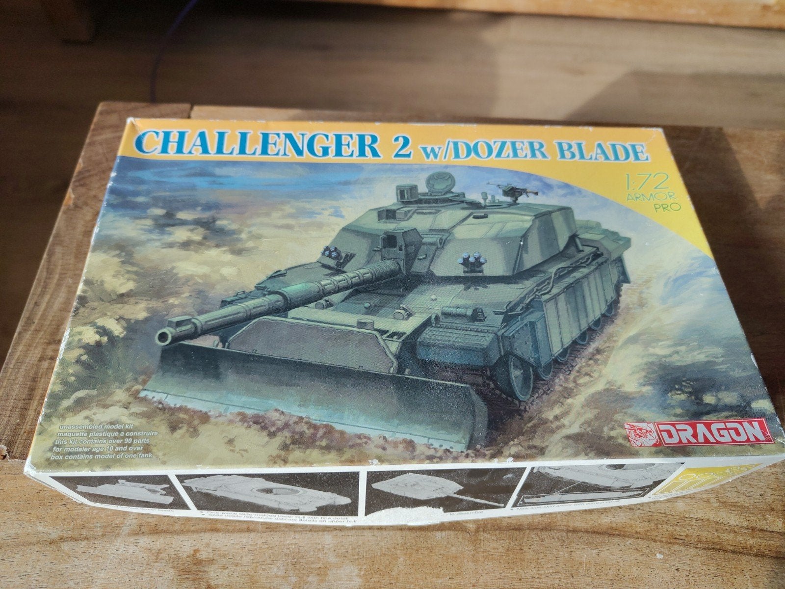 Dragon Challenger 2 model tank, Overige merken, Ophalen of Verzenden, Zo goed als nieuw, Tank