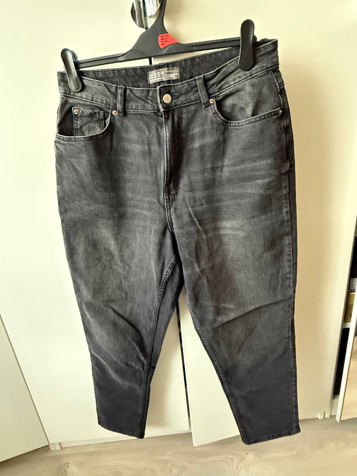 Primark Zwarte Jeans - Maat 42 nieuw, Ophalen of Verzenden, Nieuw, Zwart, W33 - W36 (confectie 42/44)