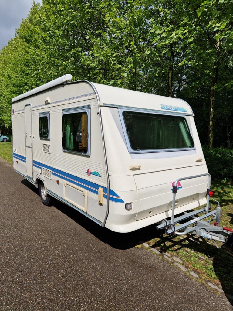 Adria 2002 461 UB Mover Luifel Vtent BOVAG 2026 STAPELBED, Caravans en Kamperen, Treinzit, 750 - 1000 kg, Particulier, Adria