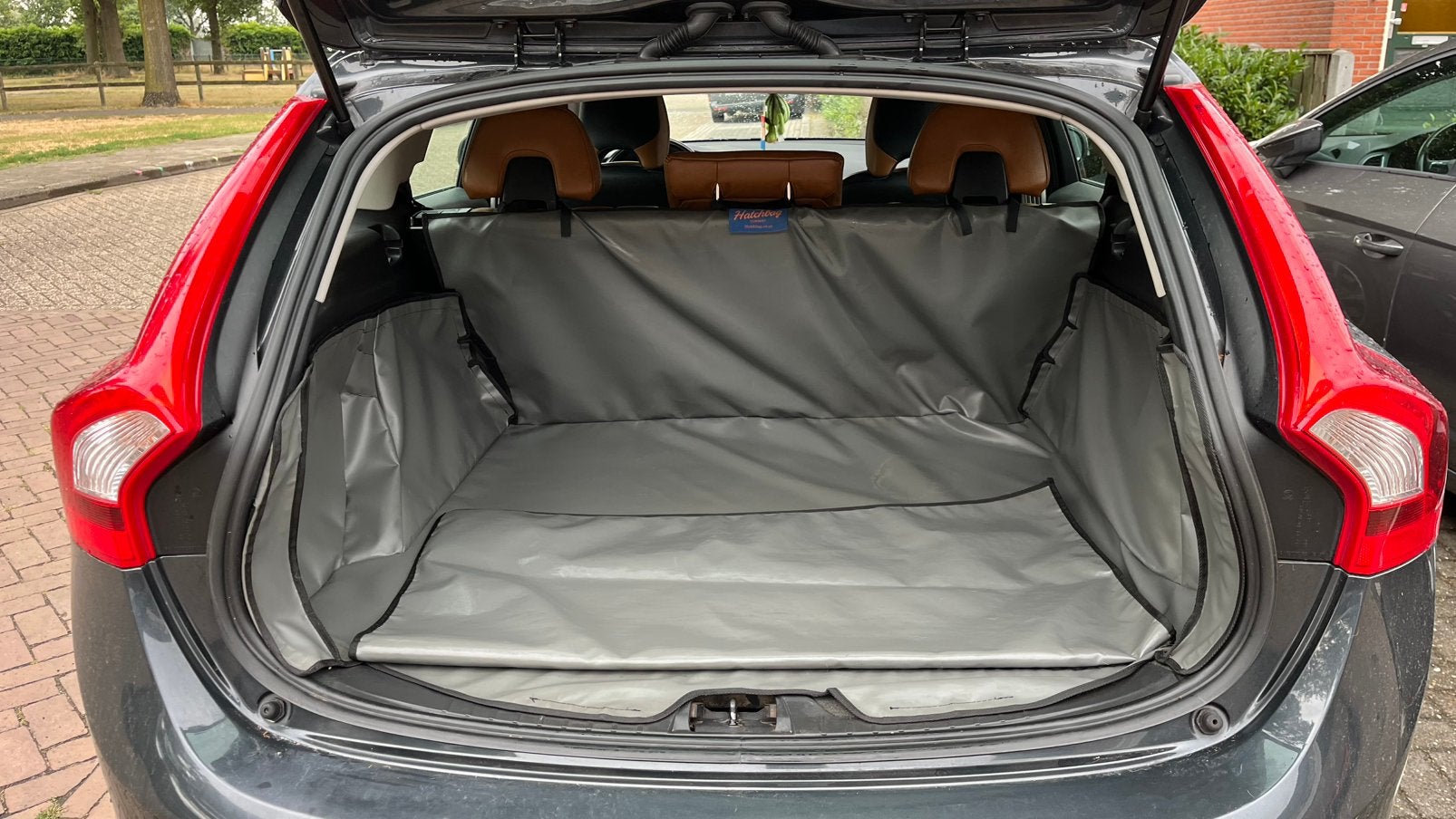 Kofferbakhoes volvo v60 t3 2012/13, Ophalen, Zo goed als nieuw
