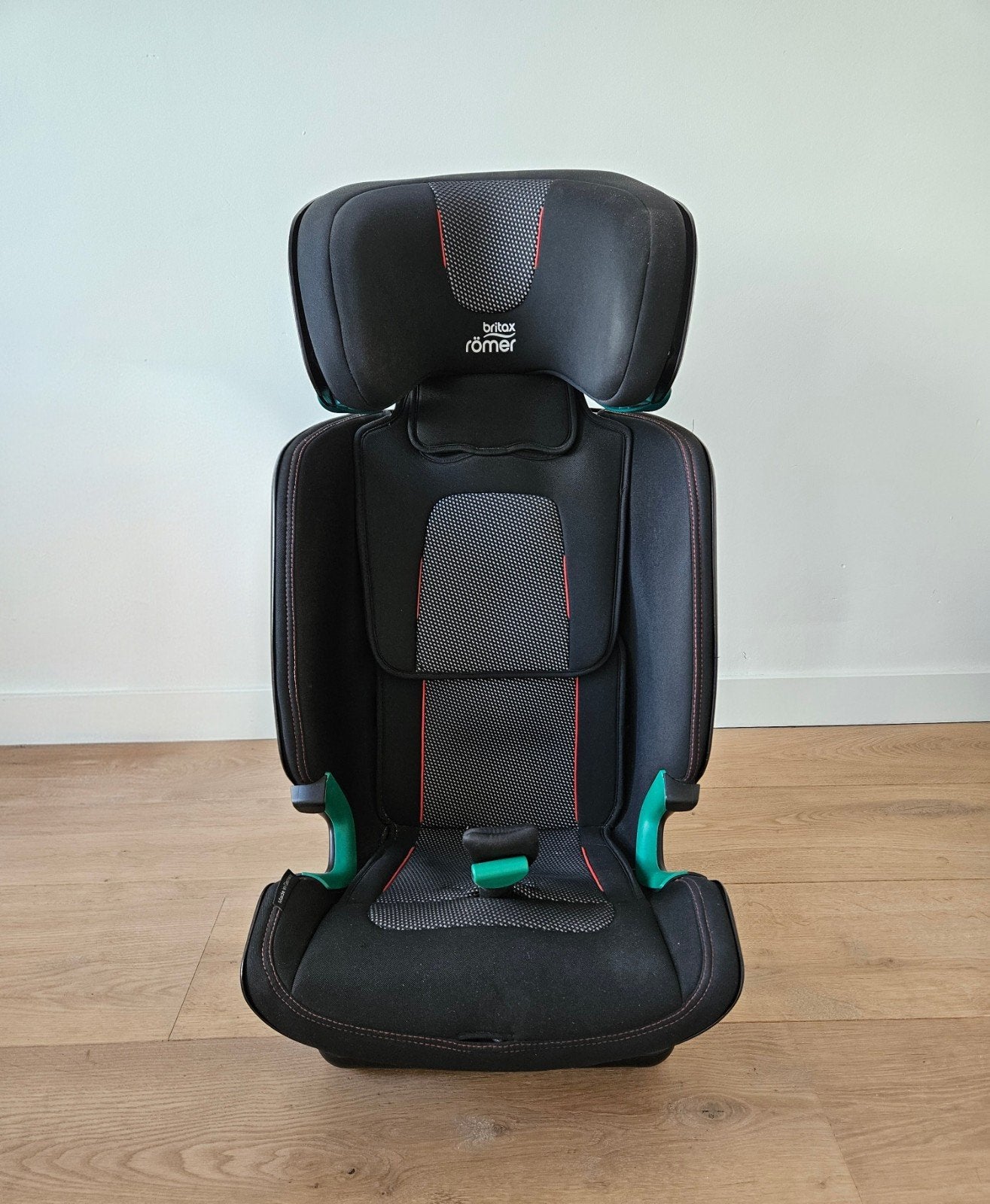 Britax Römer ADVANSAFIX i-SIZE autostoel, Ophalen