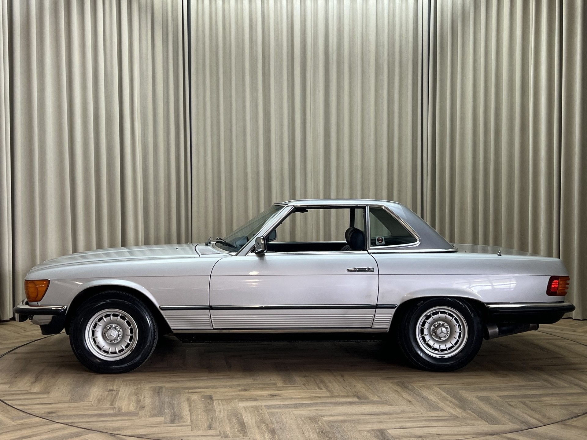 Mercedes-Benz SL-Klasse 450 SL Roadster *EU Spec* Leder / Ha, foto 5