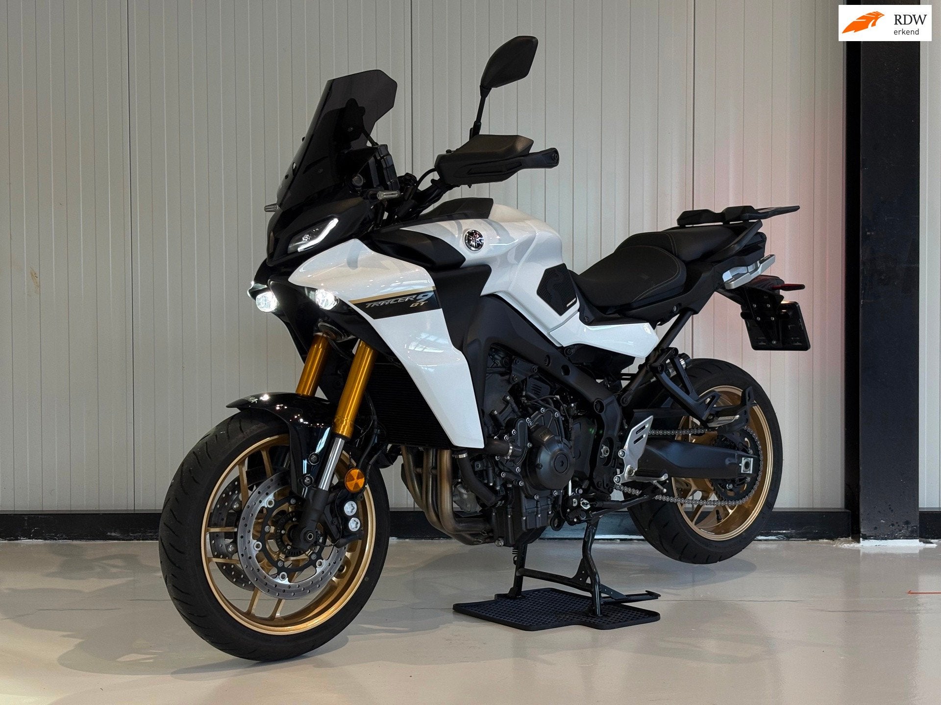 Yamaha Tour Tracer 9 GT RIJKLAAR | LAGE KMSTAND| AKRAPOVIC, 890 cc, Bedrijf, Handvatverwarming, Meer dan 35 kW