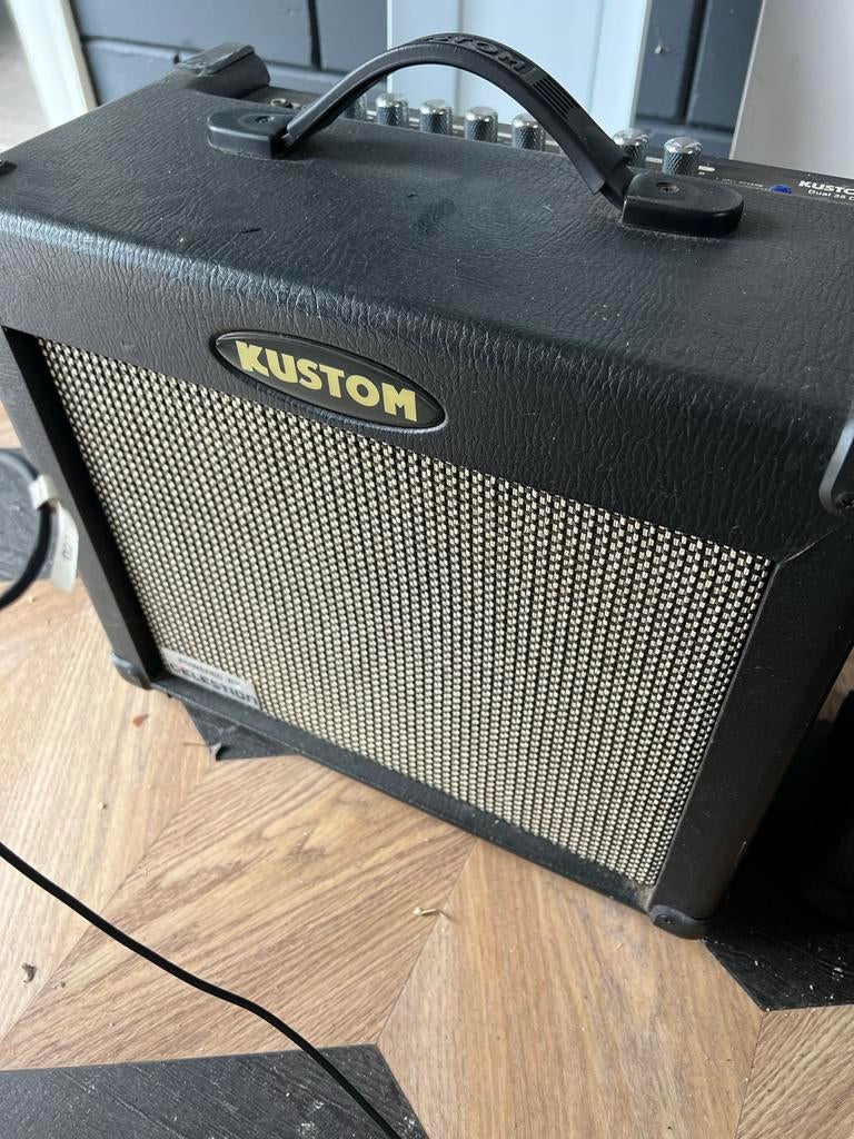 Kustom Dual 35 DFX Gitaarversterker, Ophalen, Gebruikt, Gitaar, Minder dan 50 watt