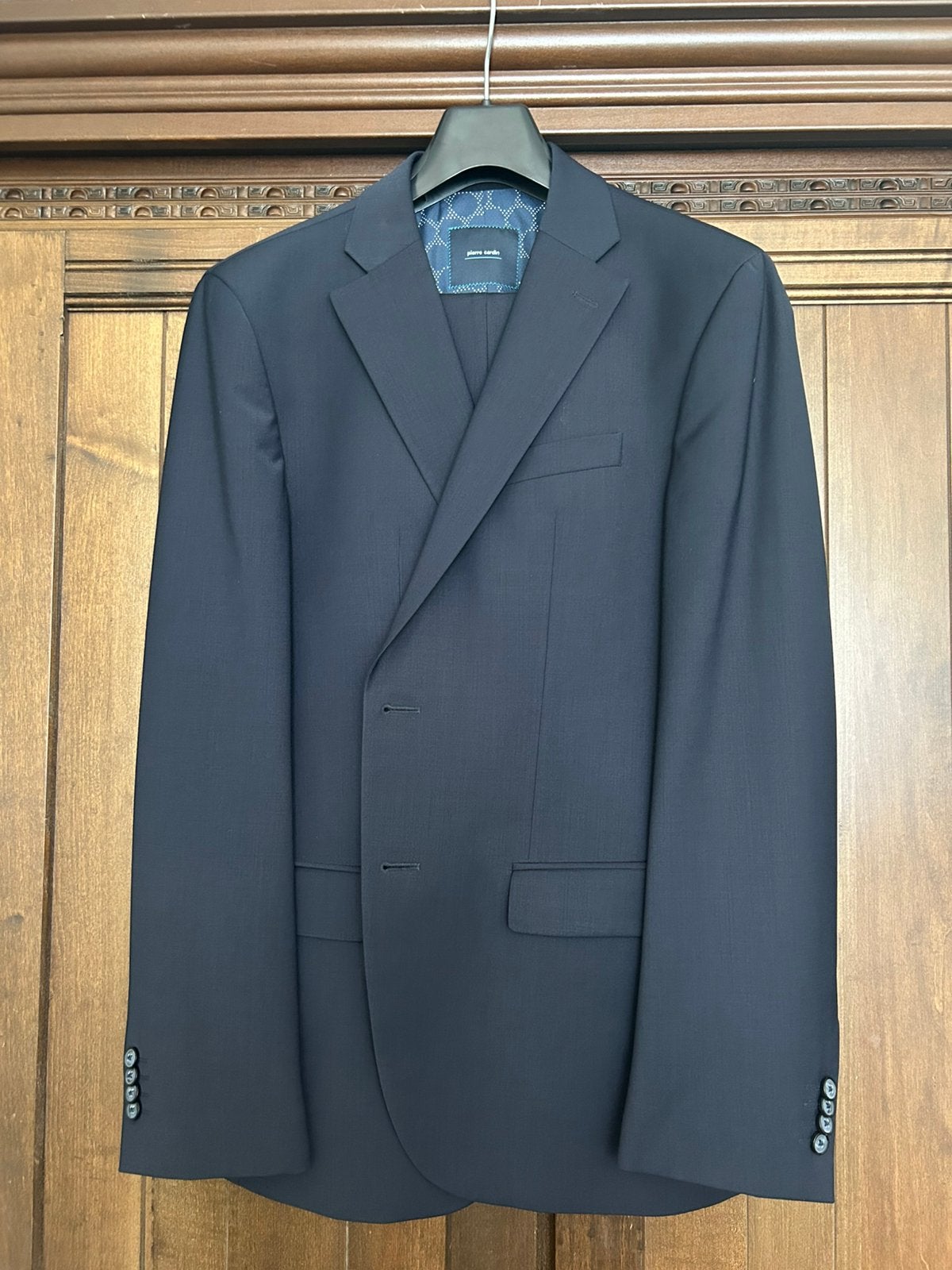 Donkerblauw pak van Pierre Cardin maat 50, Kleding | Heren, Kostuums en Colberts, Ophalen of Verzenden, Zo goed als nieuw, Maat 48/50 (M)