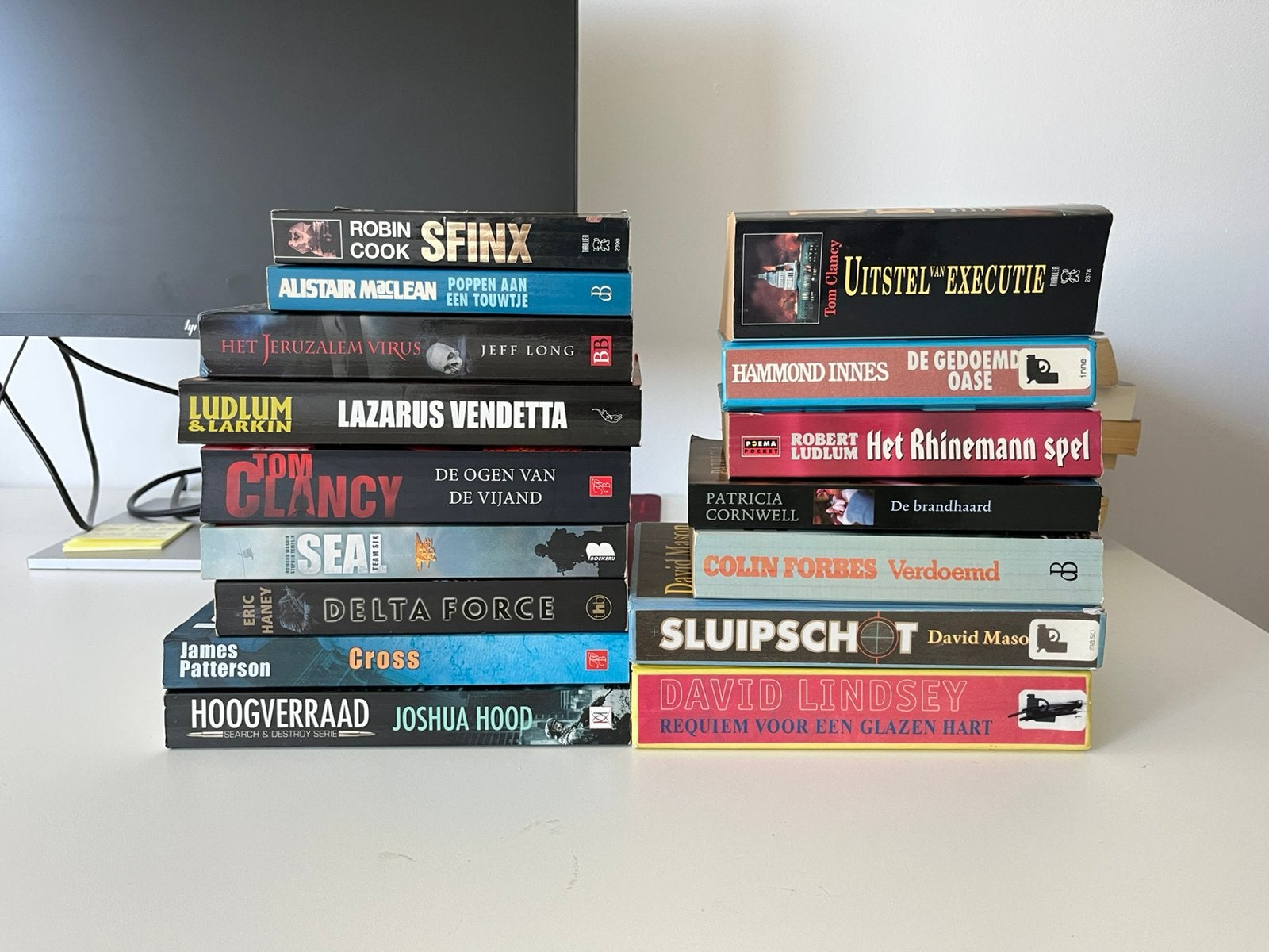 Boeken/ diverse thrillers, Boeken, Ophalen of Verzenden, Zo goed als nieuw