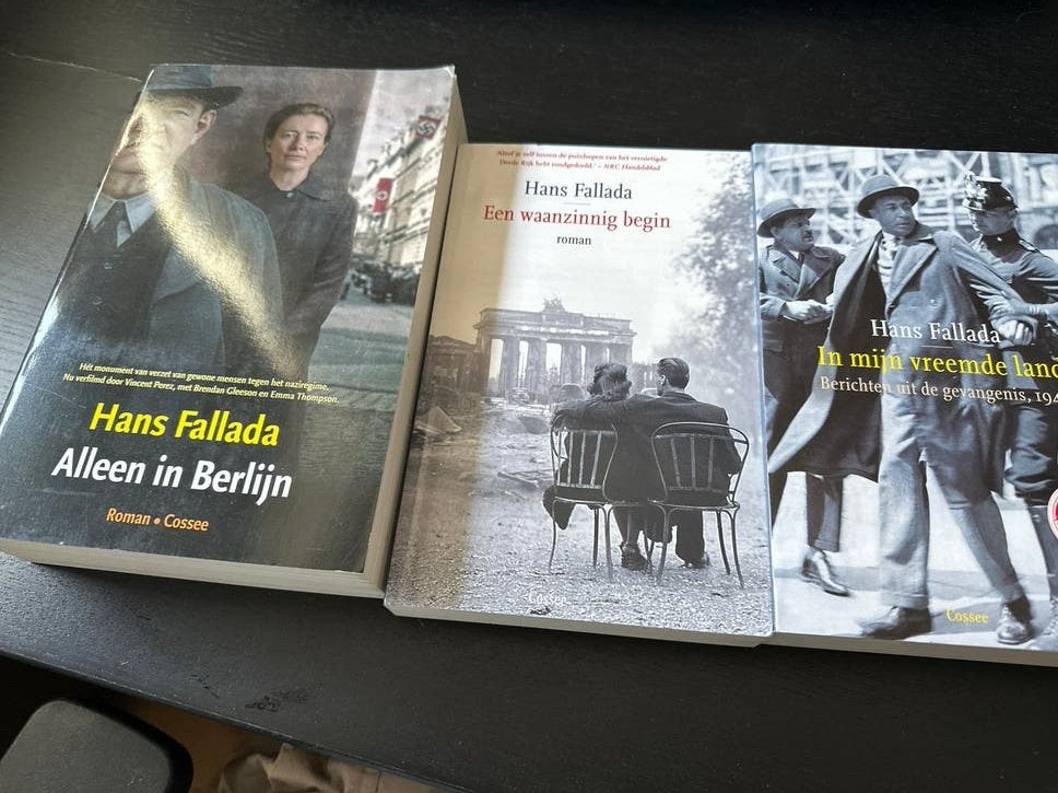 Hans Fallada Alleen in Berlijn Een waanzinnig begin + nog 1, Ophalen, Gelezen, Europa overig