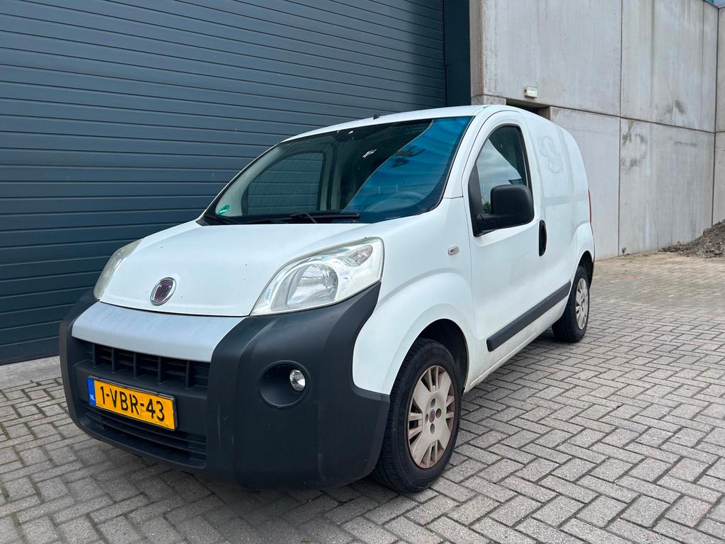 Fiat Fiorino 1.3 MJ SX PDC NAP APK, Auto's, Voorwielaandrijving, Euro 5, Stof, 4 cilinders