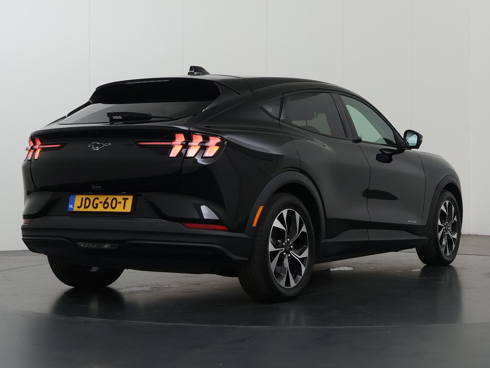 Ford Mustang Mach-E Standard RWD 73 kWh | Panoramadak | Tech, Auto's, Automaat, Achterwielaandrijving, Gebruikt, 474 min