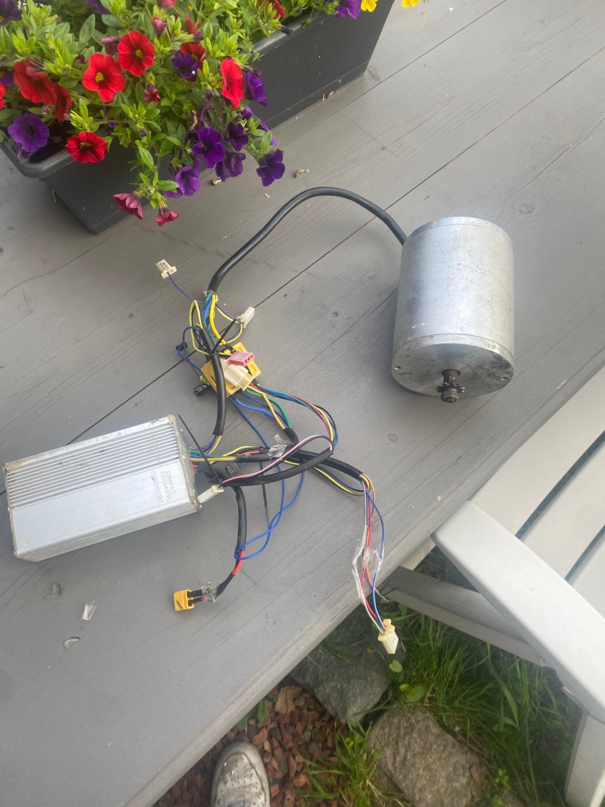 Elektriciteit motor 4200rpm 48v 1600w met controller, Ophalen of Verzenden, Gebruikt, Batterij, 250 watt of meer