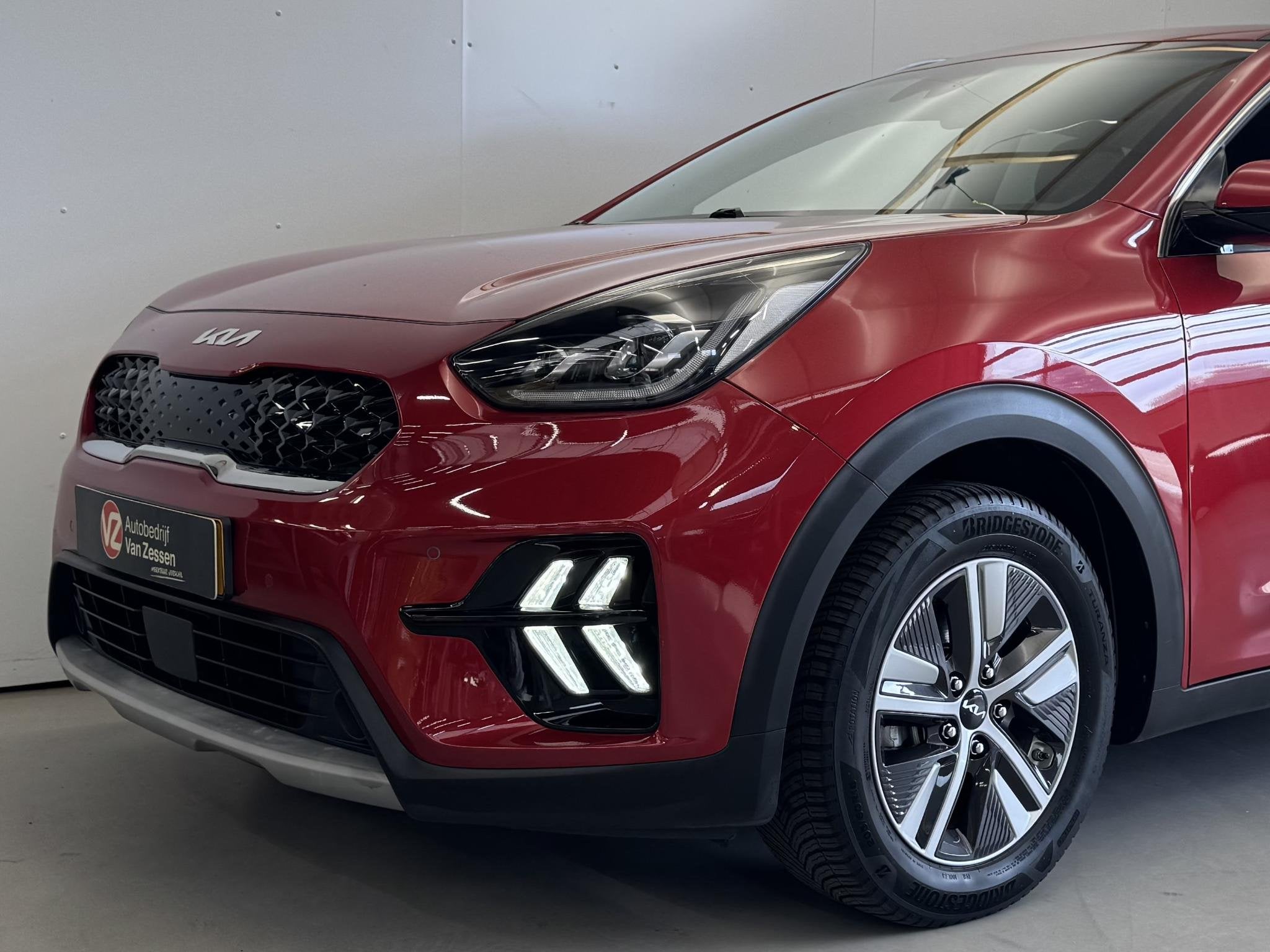 Kia Niro 1.6 GDi Hybrid DynamicPlusLine Style Pack | Leer |, Auto's, Gebruikt, Euro 6, 1390 kg, SUV of Terreinwagen