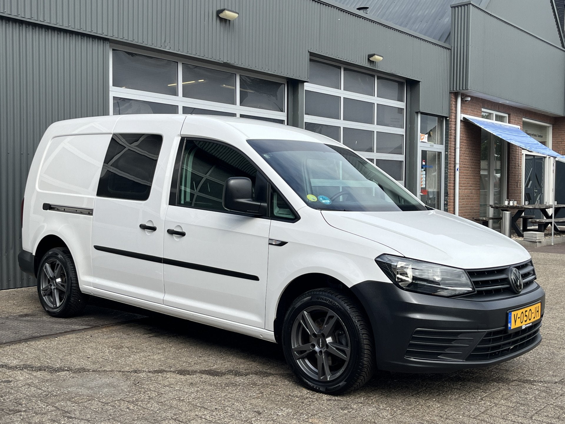 Volkswagen Caddy 2.0 TDI L2H1 Maxi Euro 6 Airco Trekhaak 140, Auto's, Bestelauto's, Stof, Gebruikt, 4 cilinders, 1436 kg