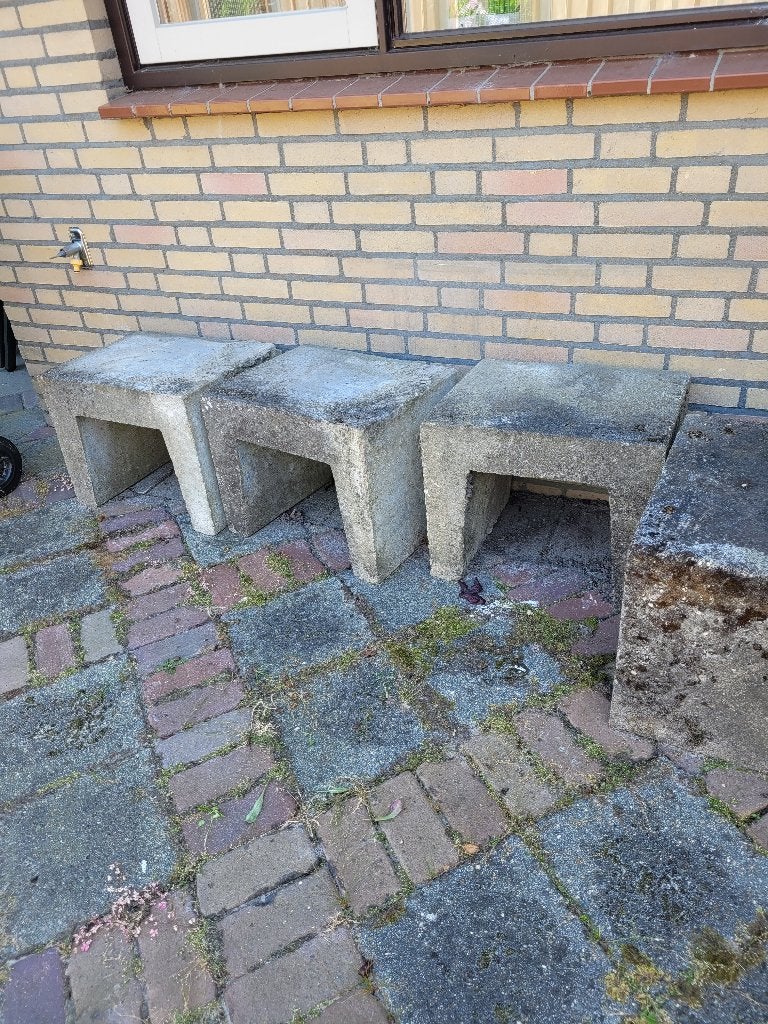 Betonnen kruk voor buiten 4 stuks, Ophalen, Gebruikt