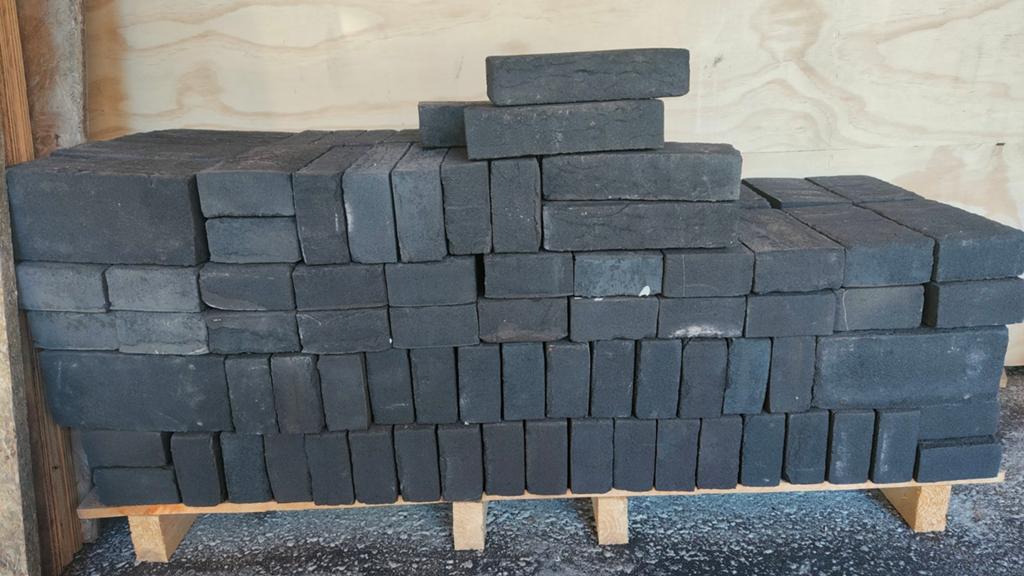 Bakstenen antraciet Waalformaat, ca 130 stuks, Ophalen, Nieuw, Bakstenen