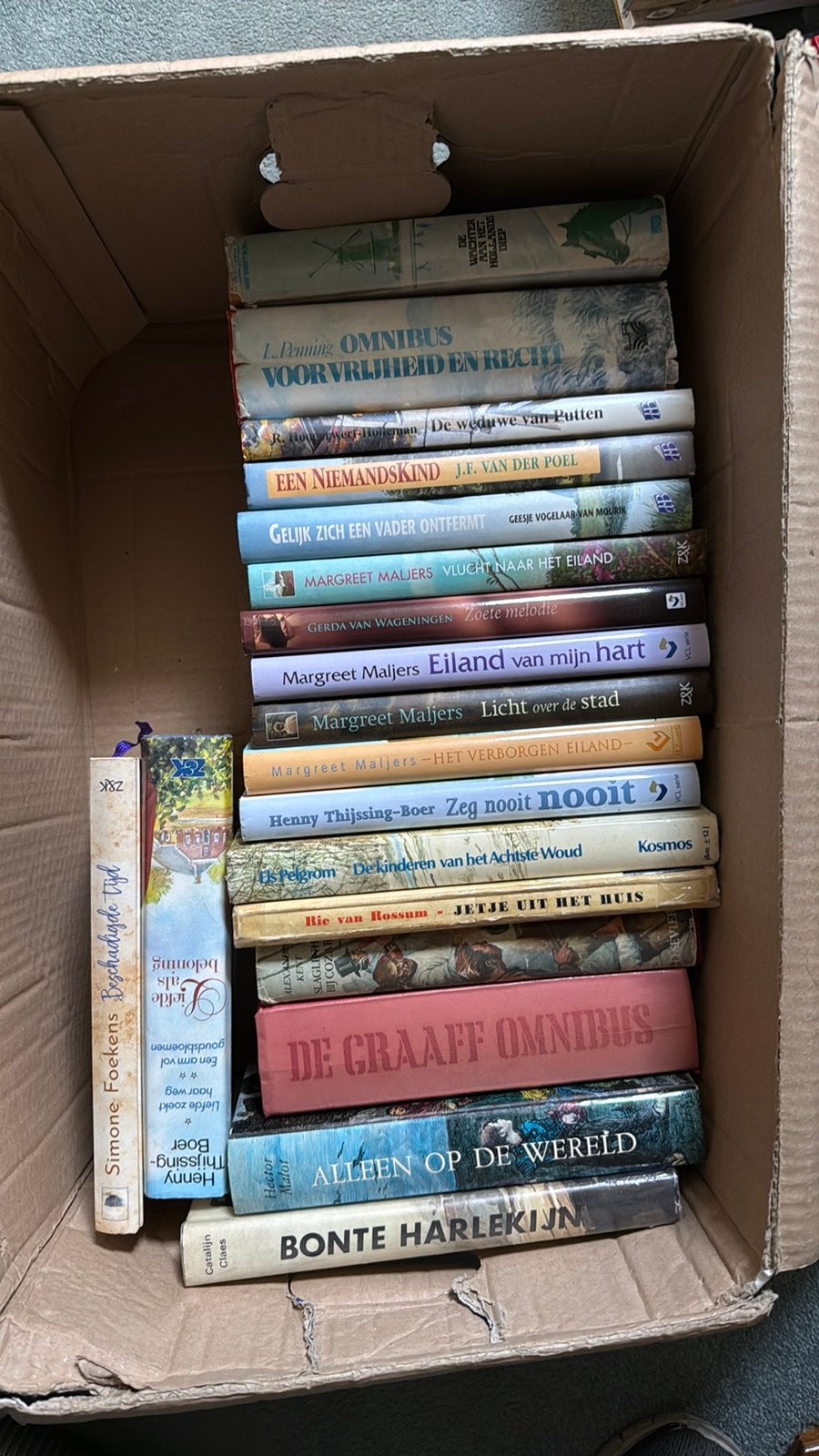 Partij boeken romans, Ophalen of Verzenden, Gelezen