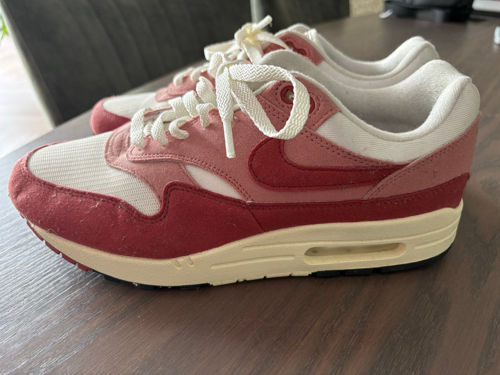 Nike Air Max sneakers maat 43 wit bordeux, Ophalen, Overige kleuren, Nieuw, Sneakers of Gympen