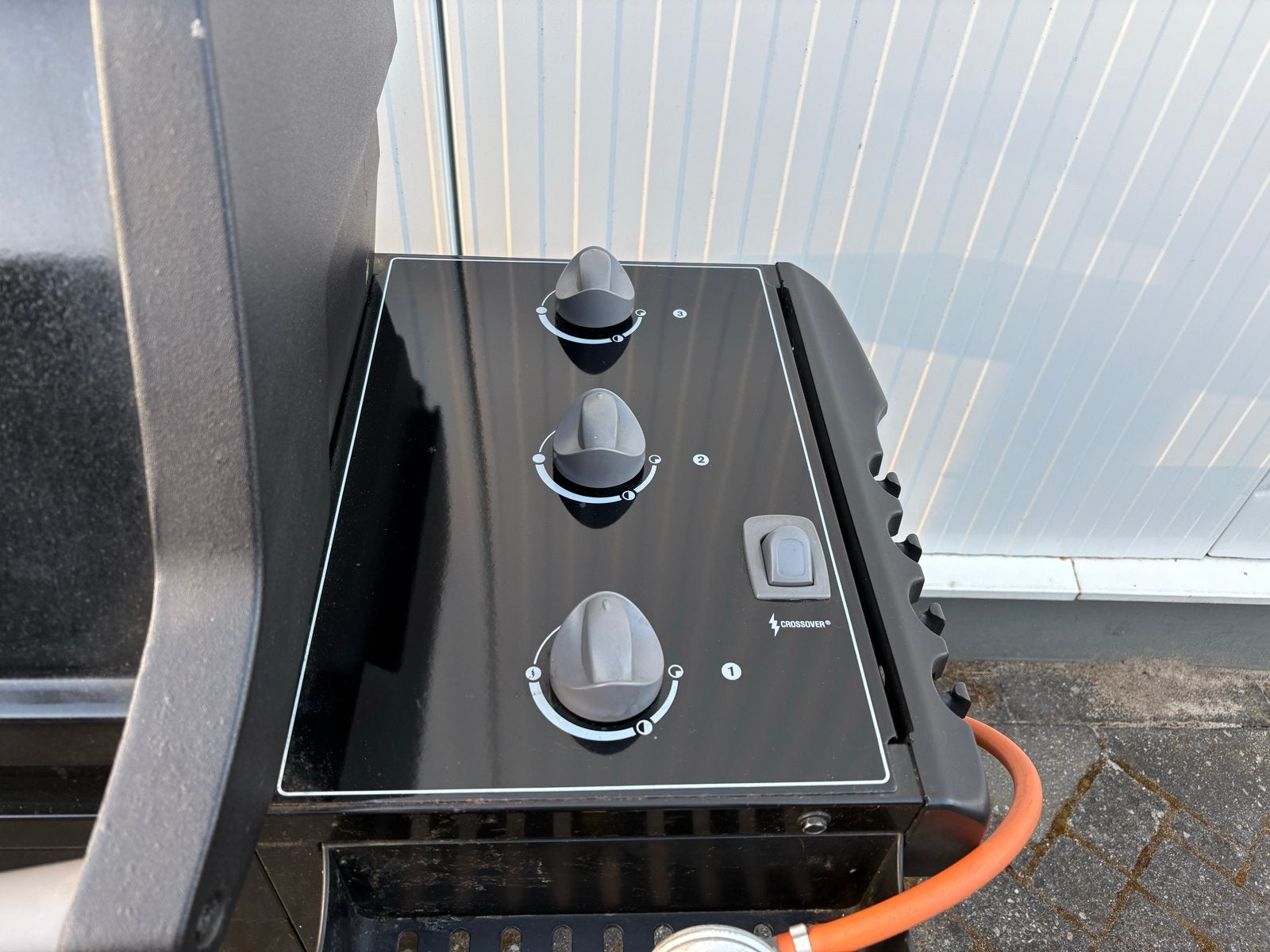 Foto 10 van Weber Spirit Classic Gasbarbecue - Zwart