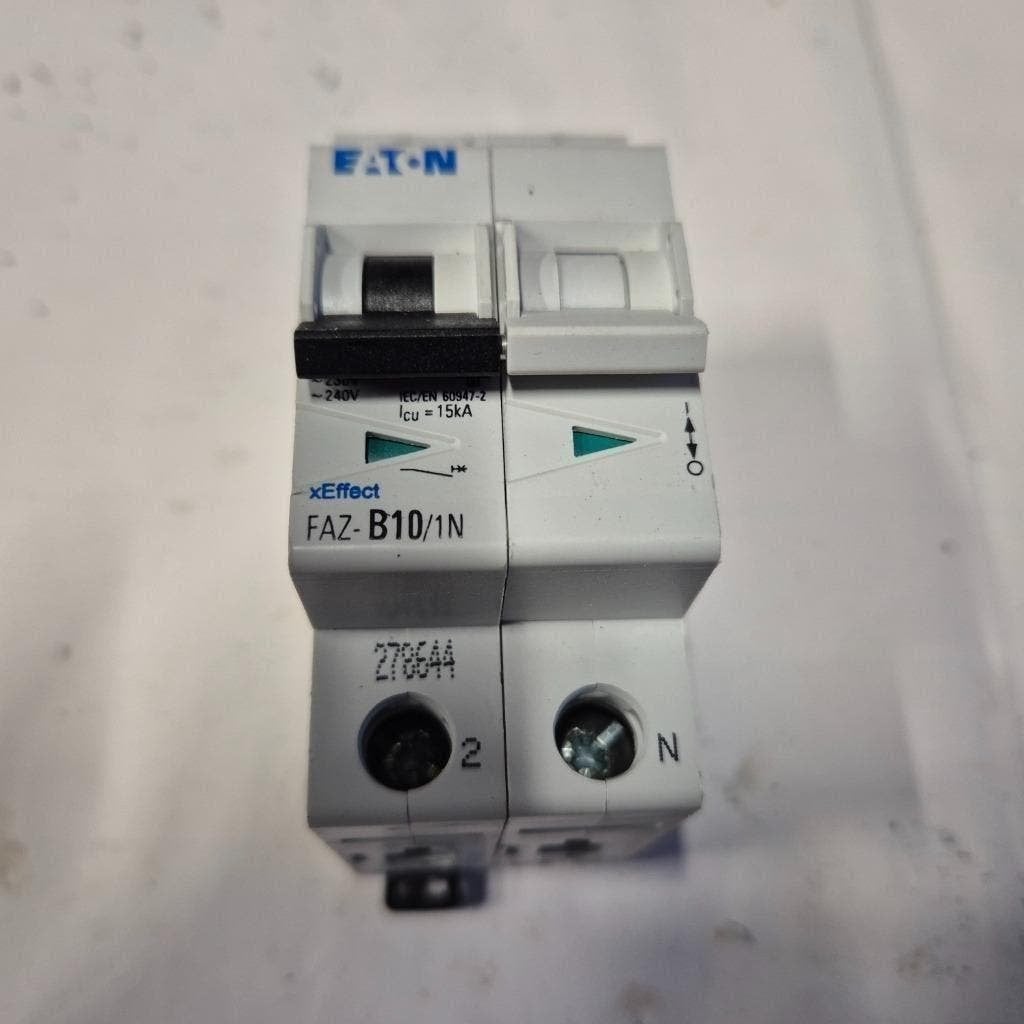 EATEN INSTALLATIE-AUTOMAAT B10  2-POLIG, Ophalen of Verzenden, Gebruikt
