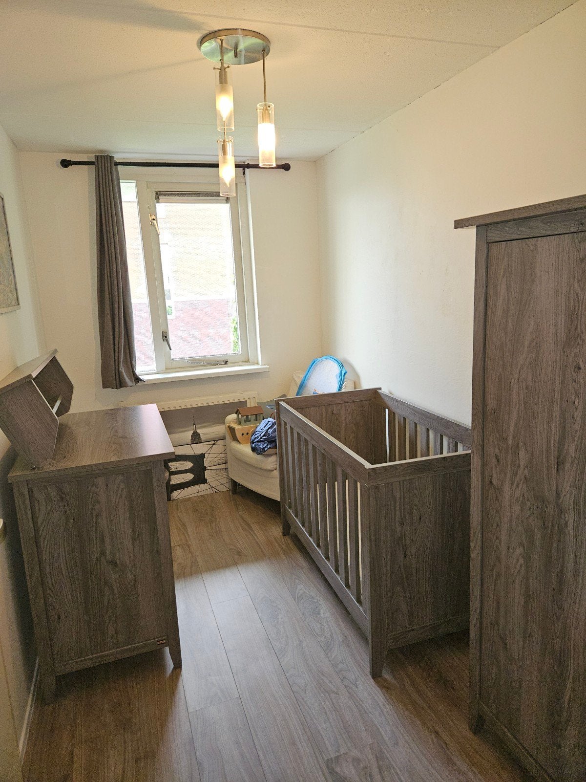 Complete babykamer set - kledingkast, commode, ledikant, Ophalen, Gebruikt, Jongetje of Meisje