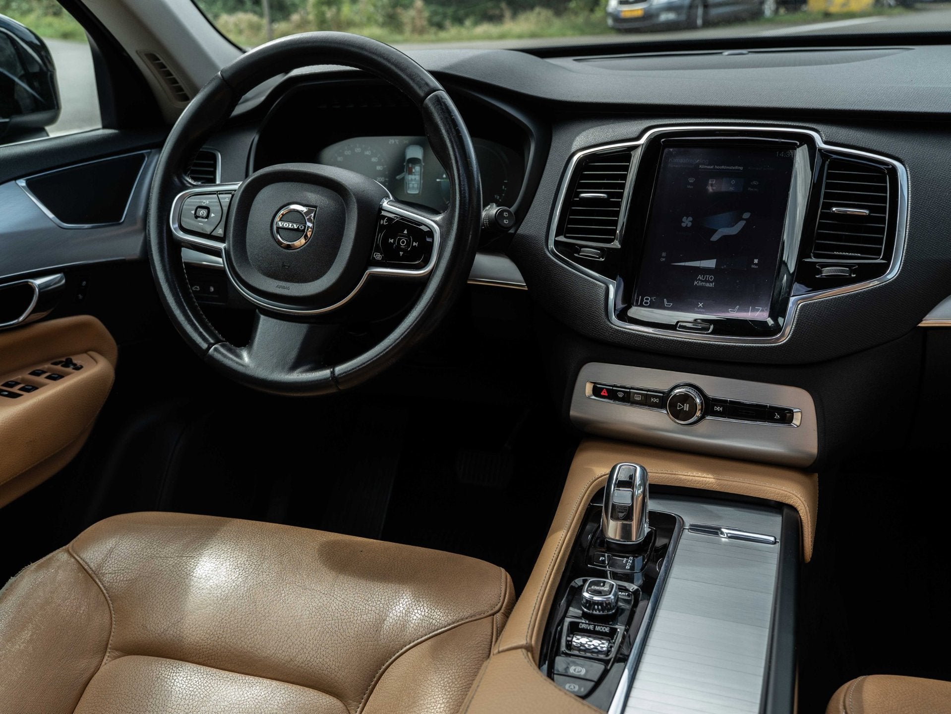 Volvo XC90 2.0 T8 Twin Engine INSCRIPTION - PANORAMADAK - PA, Auto's, Dealer onderhouden, Gebruikt, 1969 cc, 7 stoelen