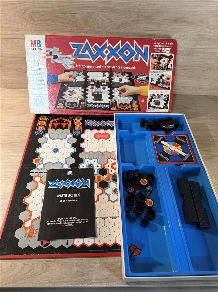 zaxxon - s6773, Hobby en Vrije tijd, Gezelschapsspellen | Bordspellen, Verzenden, Zo goed als nieuw