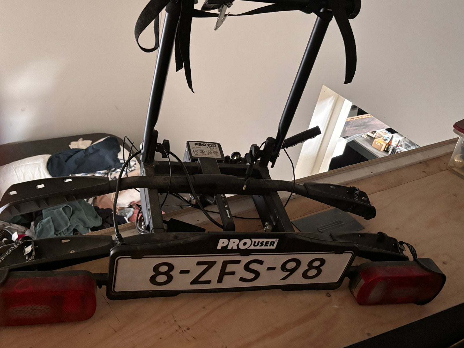 Fietsendrager, Ophalen, Zo goed als nieuw, Trekhaakdrager