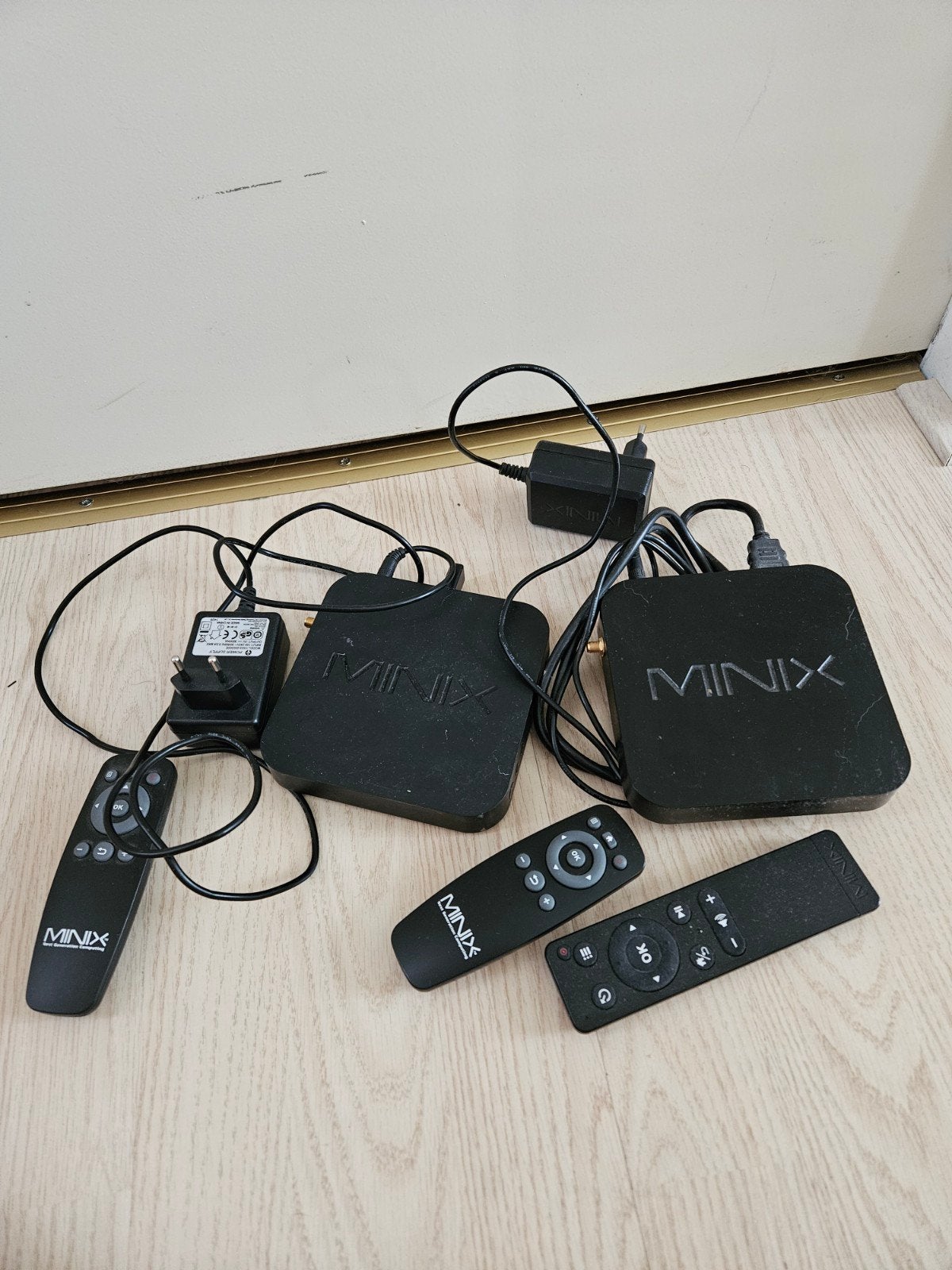 2x Minix Neo X8-H, Ophalen of Verzenden