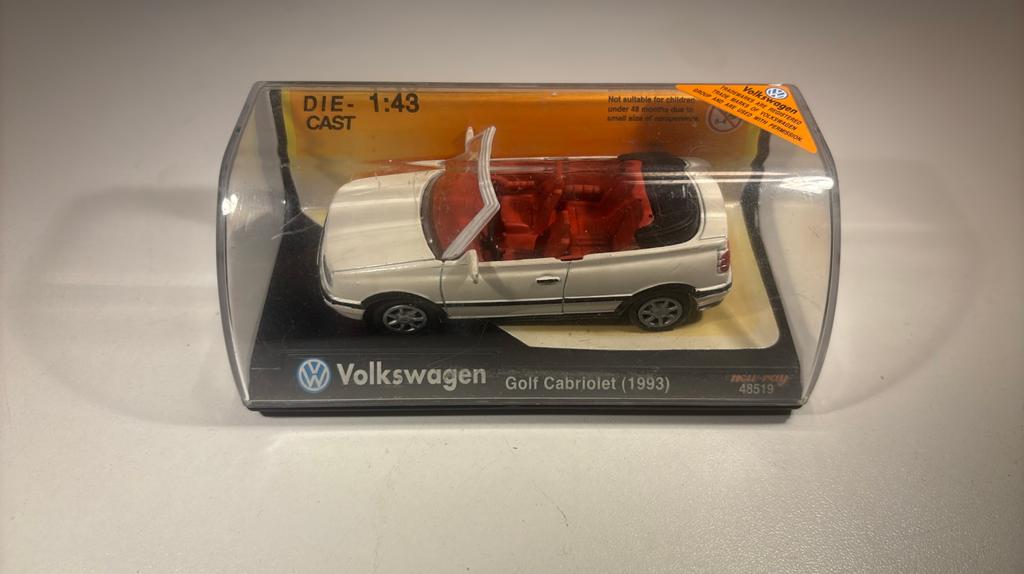 Volkswagen golf 1993 new ray 1.43, Hobby en Vrije tijd, Modelauto's | 1:43, Auto, Solido, Ophalen of Verzenden, A