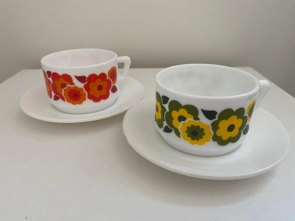 2 Retro kop en schotels "Lotus" Arcopal, Ophalen, Huis en Inrichting