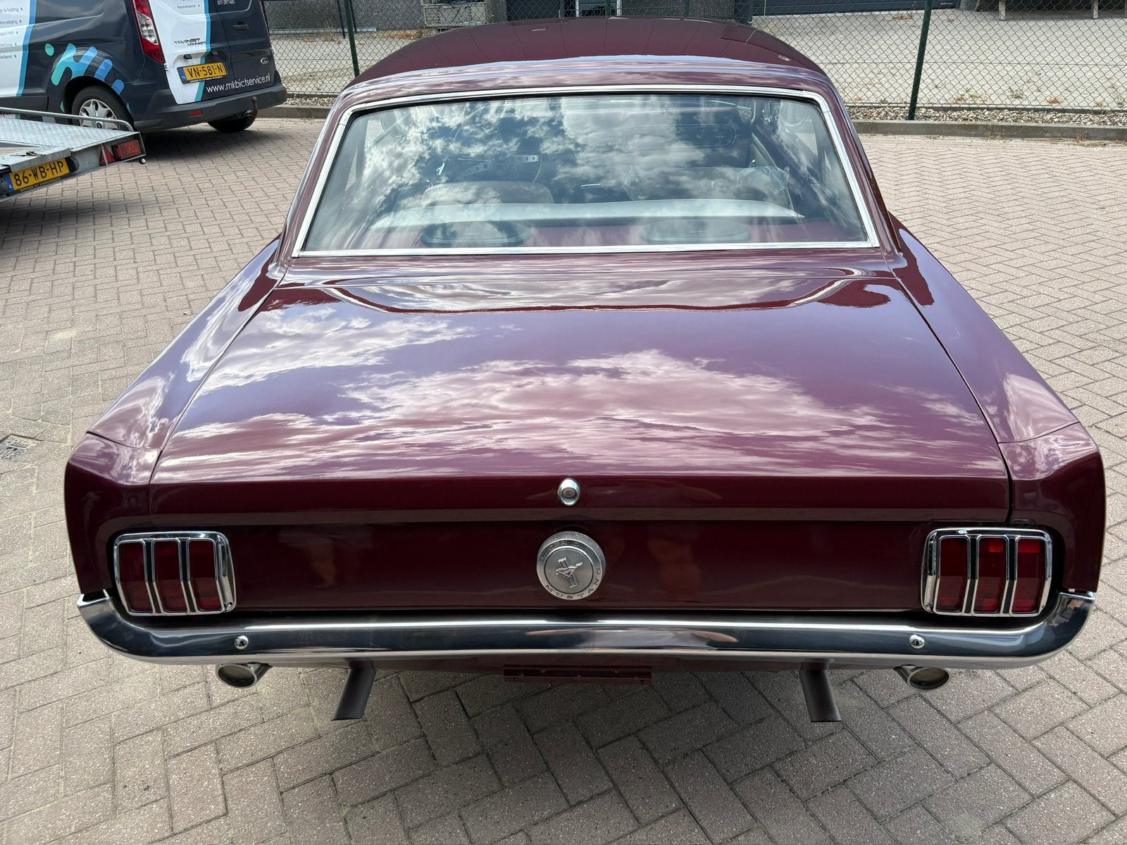 Ford Mustang 1966 v8 289 Coupe Burgundy, foto 10