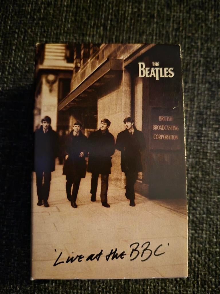 The Beatles LIVE at the BBC cassettebandjes cassette, Cd's en Dvd's, Cassettebandjes, Ophalen of Verzenden, Gebruikt, Pop, 2 t/m 25 bandjes