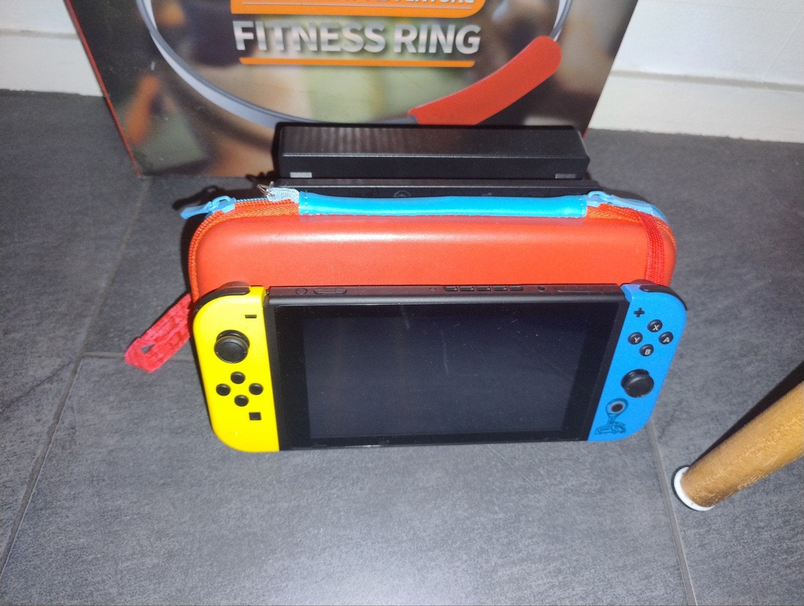 Nintendo Switch met Dock, Joy-Cons en Reisetui, Spelcomputers en Games, Spelcomputers | Nintendo Switch, Zo goed als nieuw, Switch Original