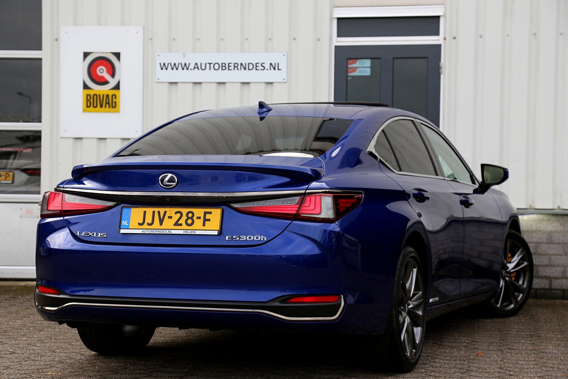 Lexus ES 300h F Sport *Lexus fabrieksg.t/m07-2031*Perfect Le, 12 maanden, Gebruikt, 4 cilinders, Leder