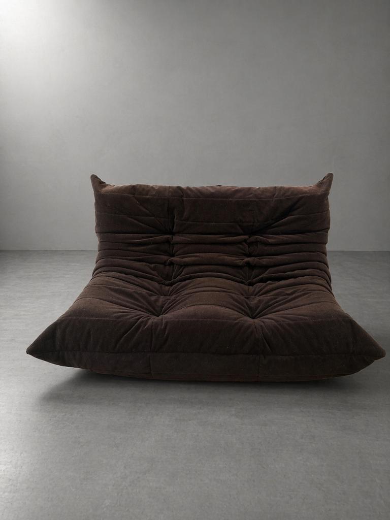 Ligne Roset Togo tweezitsbank, Huis en Inrichting, Banken | Sofa's en Chaises Longues, 150 tot 200 cm, Tweepersoons, 75 tot 100 cm