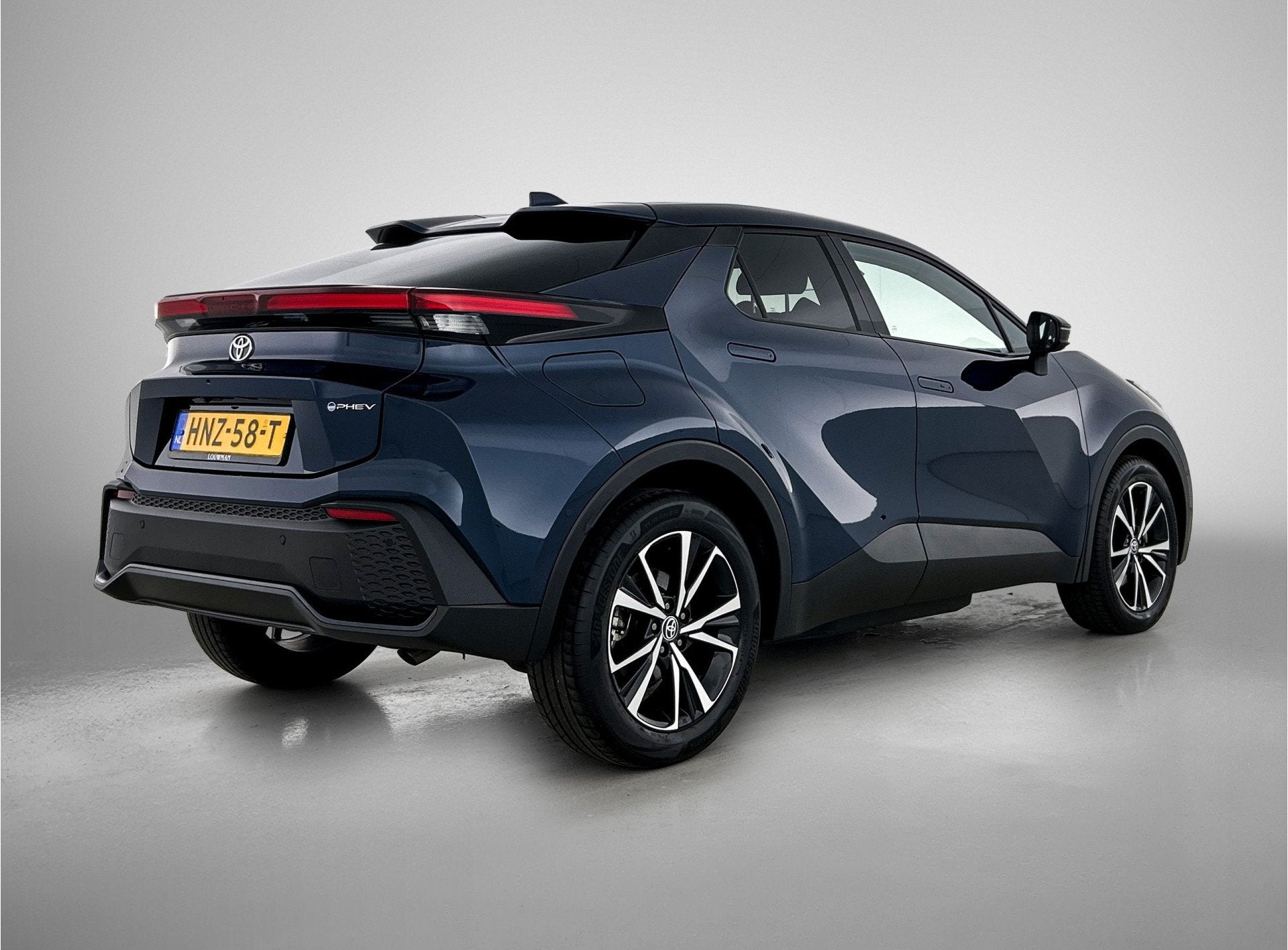 Toyota C-HR 2.0 Plug-in Hybrid 220 First Edition | 360 Cam, Auto's, Toyota, 12 maanden, Stof, 4 cilinders, Blauw