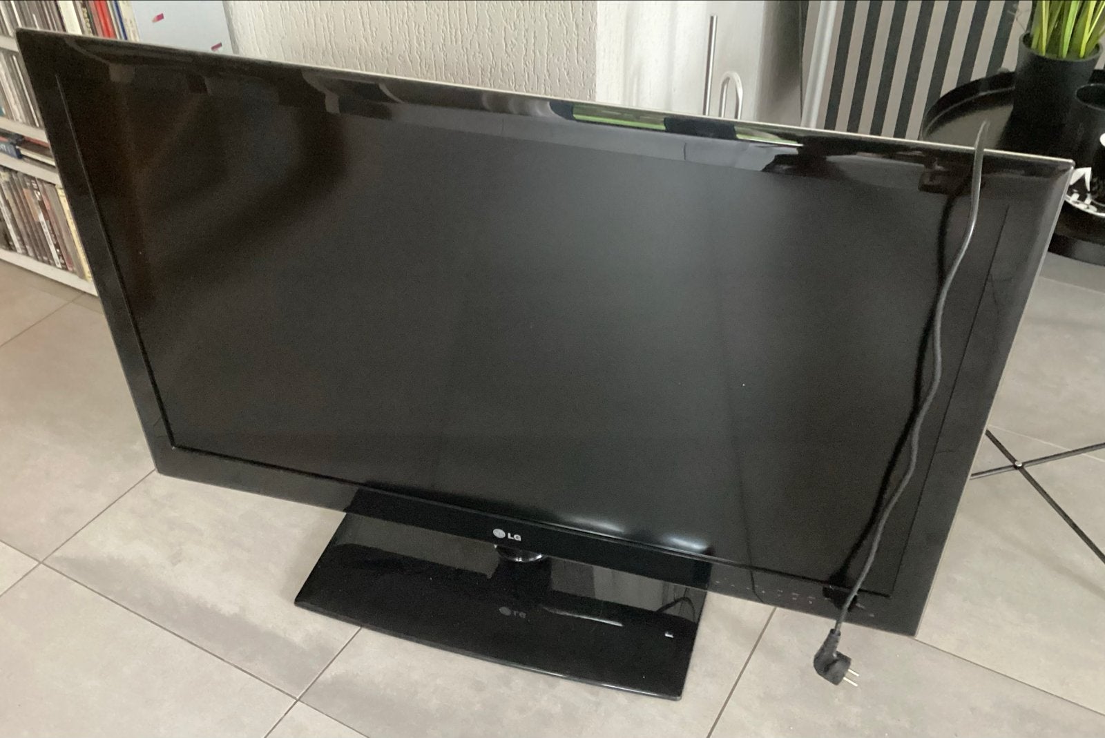 LG 42LE5300 LCD TV - 106 cm Full HD, Ophalen, Gebruikt, 50 Hz, LCD