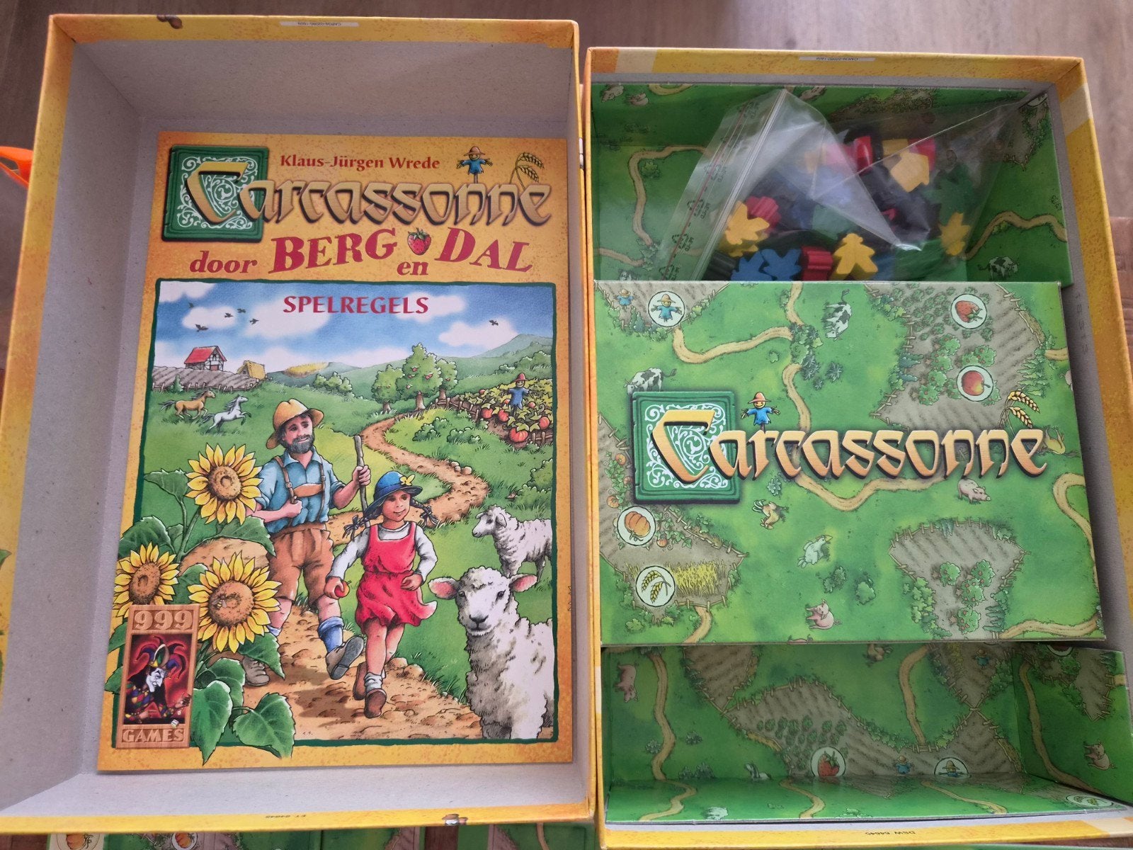 bordspel Carcassonne Door Berg en Dal NIEUW, Hobby en Vrije tijd, Gezelschapsspellen | Bordspellen, Ophalen of Verzenden, Nieuw