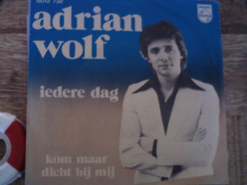 adrian wolf - iedere dag 15jul, 7 inch, Ophalen of Verzenden, Zo goed als nieuw, Fotohoes
