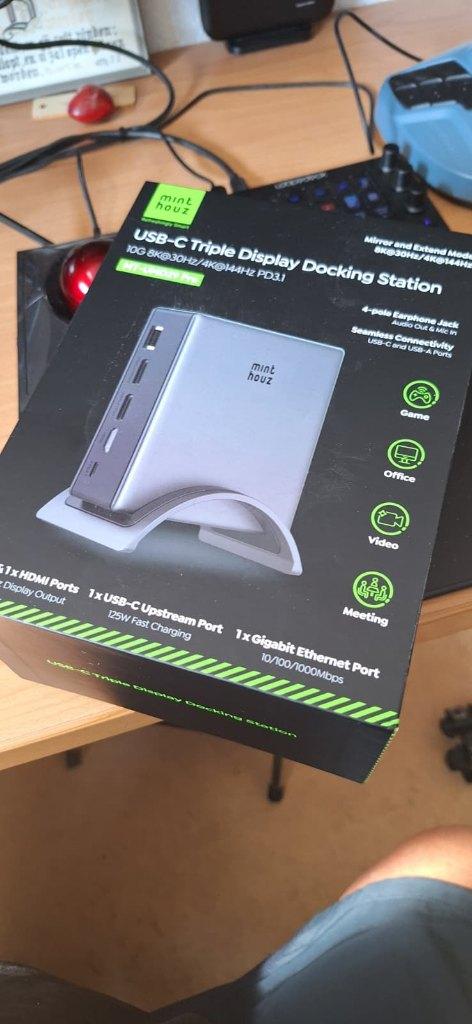 Mint Houz usb C triple display docking station, Computers en Software, Dockingstations, Ophalen of Verzenden, Nieuw, Docking station